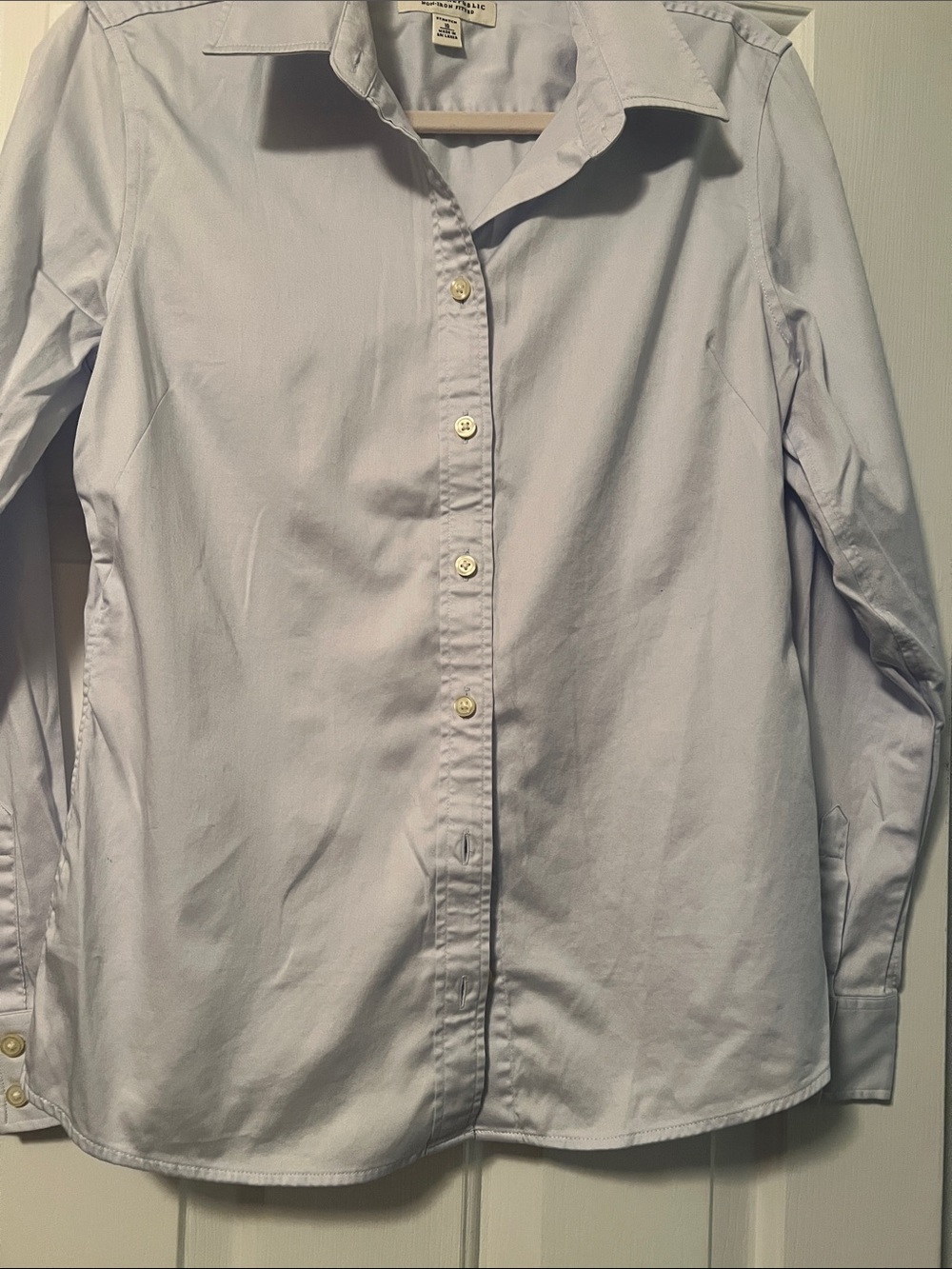 Banana Republic Pale Blue Non-Iron Button-Down Shirt
